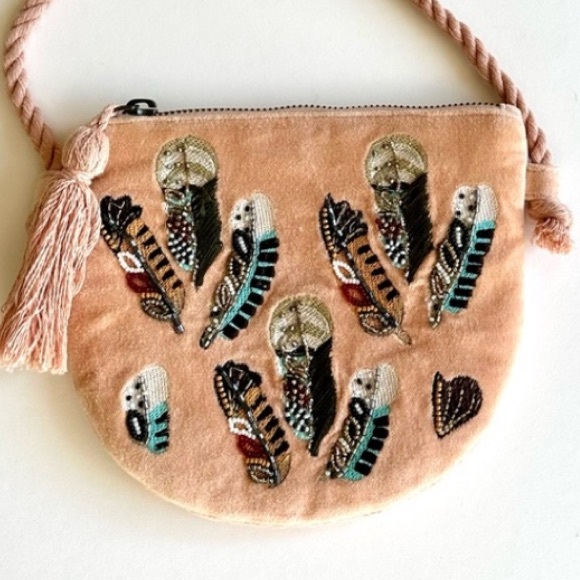 ♥️… Zara Pink Velvet Feather Bag - Picture 1 of 5